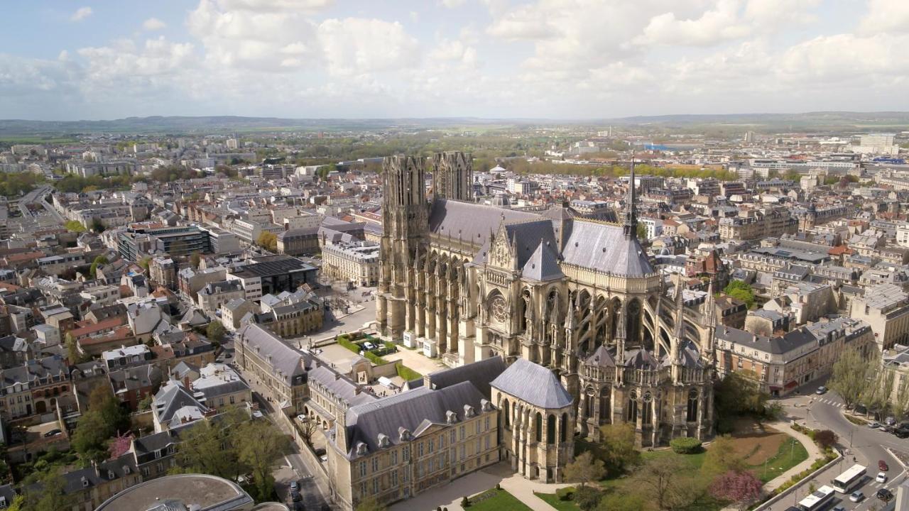 La Demeure Des Sacres - Cathedrale Bed & Breakfast Reims Luaran gambar